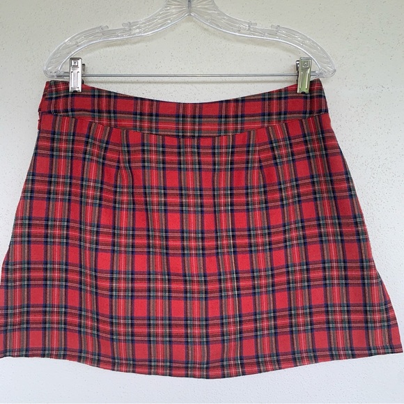 Boston Proper plaid mini skort. - Picture 6 of 13